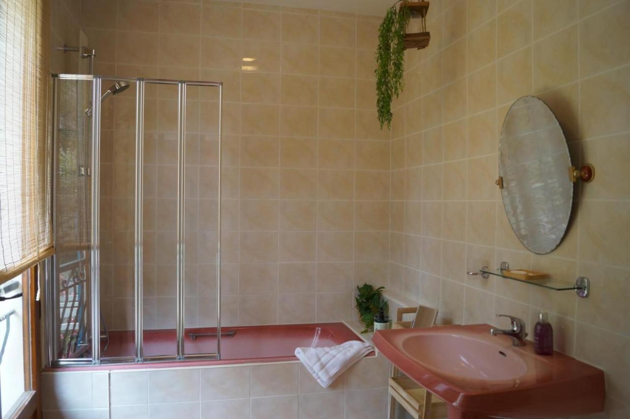 La Maison Des Eaux Saint-Jean-de-Thurac Bagian luar foto